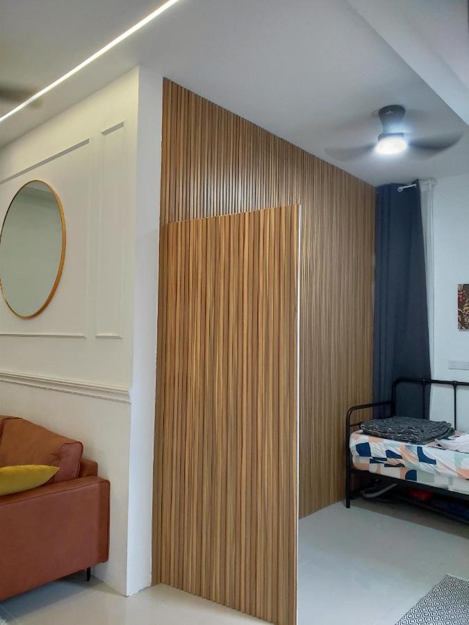 D Bunga مسلم Homestay Pool View Legoland Nusajaya 누사자야 외부 사진