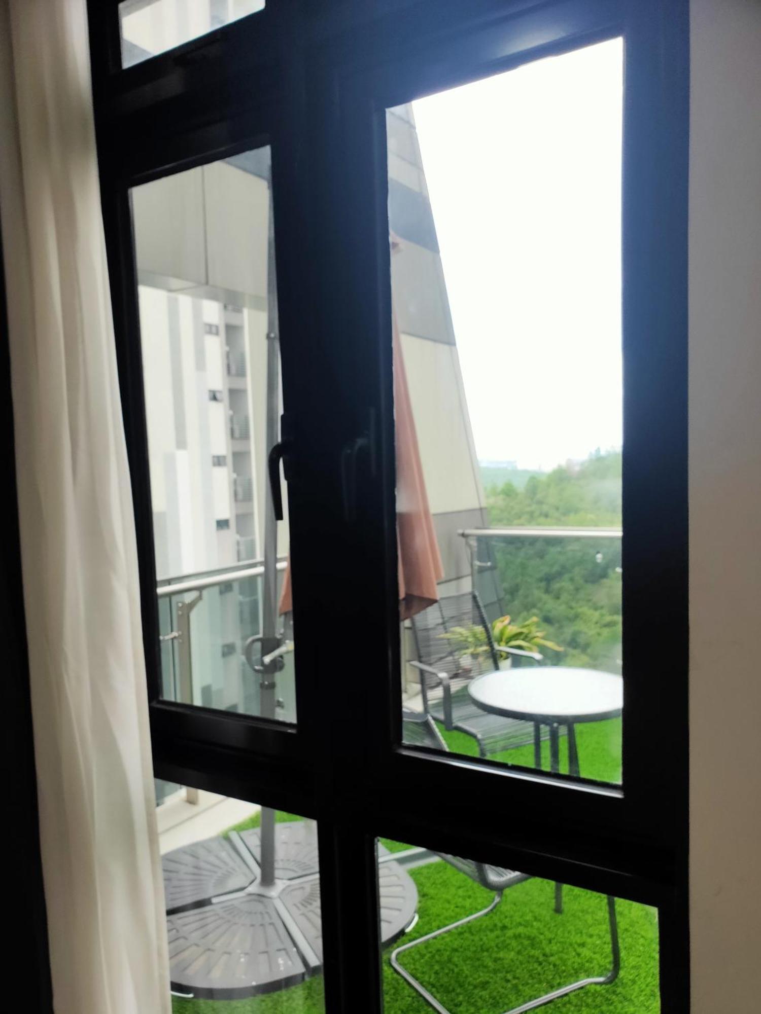 D Bunga مسلم Homestay Pool View Legoland Nusajaya 누사자야 외부 사진