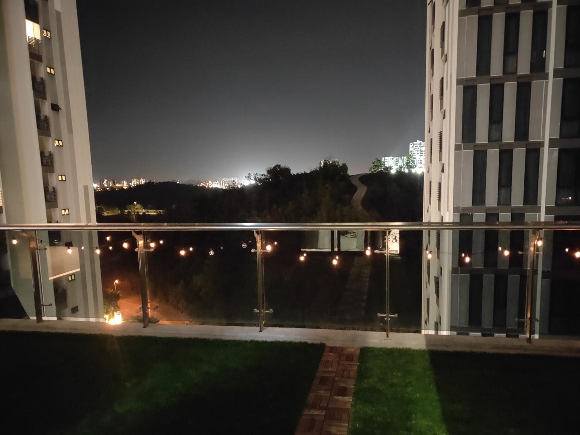 D Bunga مسلم Homestay Pool View Legoland Nusajaya 누사자야 외부 사진